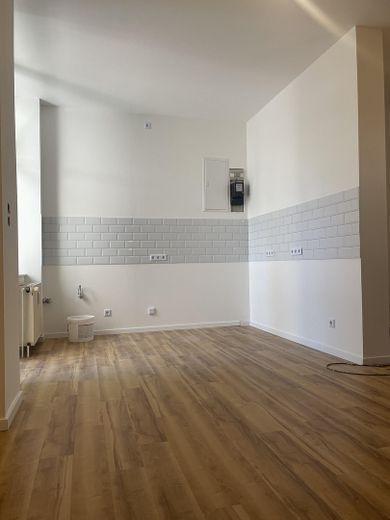 Kernsanierte Fünfzimmerwohnung mit 141 Quadratmetern Wohnfläche in der Innenstadt – Küche