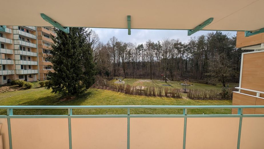 3.5-room apartment with south-facing balcony – Balkon