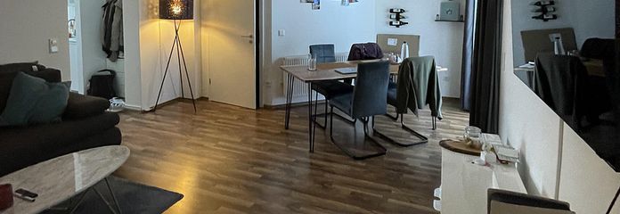 Tisch und Lampe kann übern. we