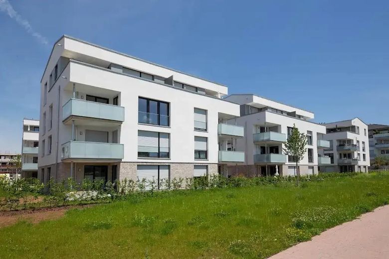 Schöne 3-Zi.-Whg. in BK Kurgarten – Wohnanlage