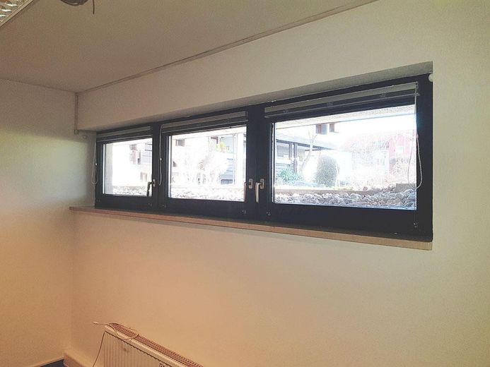 Retail space / office / practice — quiet yet central / S-Bahn around the corner / on 2 levels – 2geteilter Raum1 im Souterrain