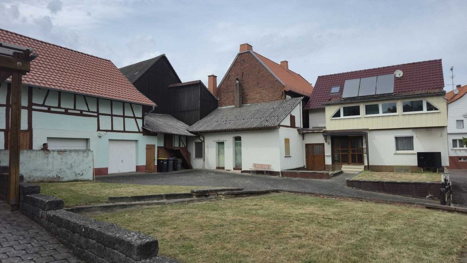 Heringen-OT, EFH + Nebengeb. – Foto 3