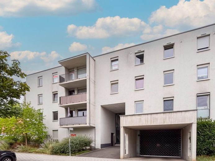 Como nueva: extraordinario apartamento de 1 habitación muy bien cuidado en Maguncia con balcón y plaza de garaje subterráneo – Foto 1