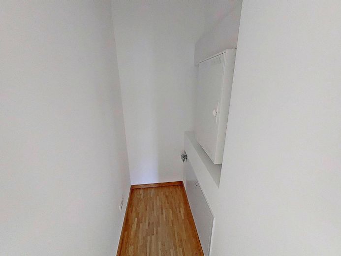 Vivienda moderna en Kronsrode: apartamento de 3 habitaciones con COCINA EMPOTRADA – HWR