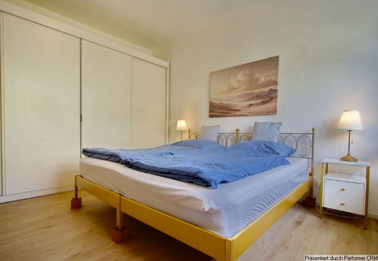 Möblierte 3-Zimmer-Wohnung mit Balkon und Einzelgarage, schöne und zentrale Lage in Düsseldorf – ecb5fd15c9101aed6ce6d673d441c2d6b5d63dc3.jpg