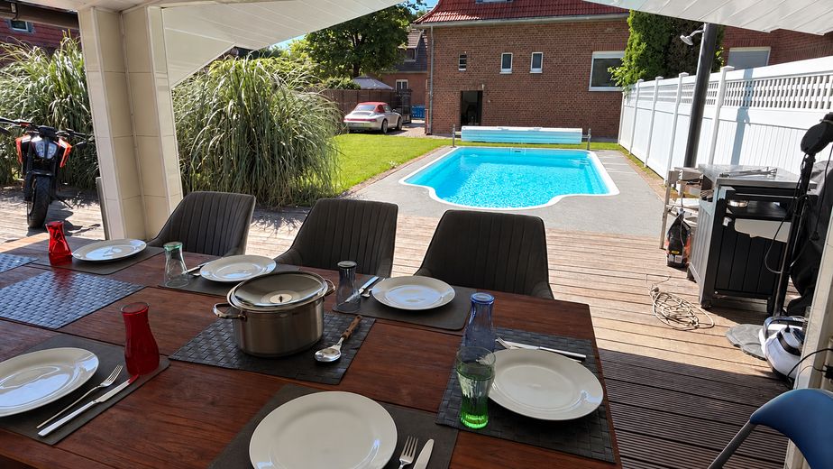 VOM EIGENTÜMER! Charmantes Zweifamilienhaus in Wehofen mit großem Garten, Pool & Whirlpool – Foto 2