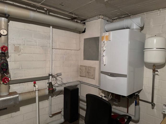 Bezugsfertige Büroimmobilie in zentraler Lage von Greven – Heizung 1