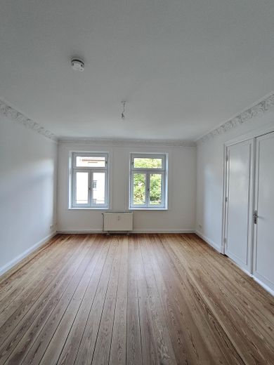 Attraktive 3-Zimmerwohnung im Komponistenviertel – Zimmer 1