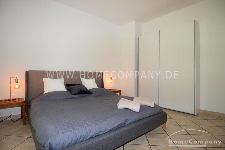 Vollständig möblierte 3,5-Zimmer-Wohnung mit 2 Balkonen und Stellplatz in Berlin-Zehlendorf – 8cf9c8c211688d2d29267c0f7782bbcf93fac919.jpg