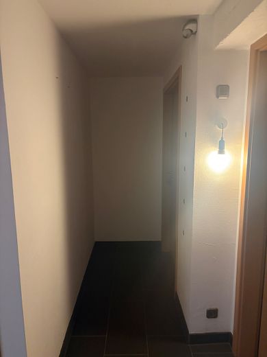 Te huur: woning op de begane grond, ongemeubileerd – Flur UG