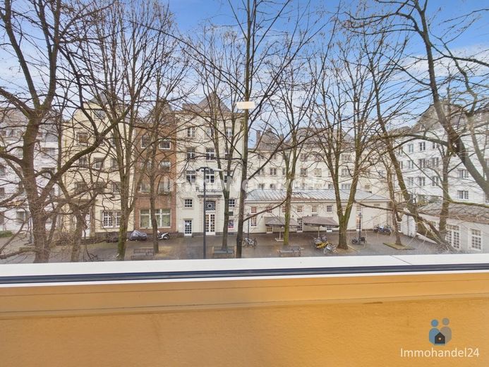 ***TOPLAGE schickes Appartment mit EBK direkt am Heumarkt***TOPLAGE – Ausblick zum Eisenmarkt