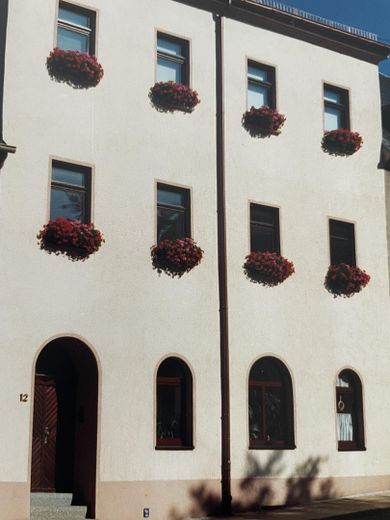 Gepflegtes Stadthaus mit Garten und Terrasse- Ohne Maklerprovision – So kann es werden :)