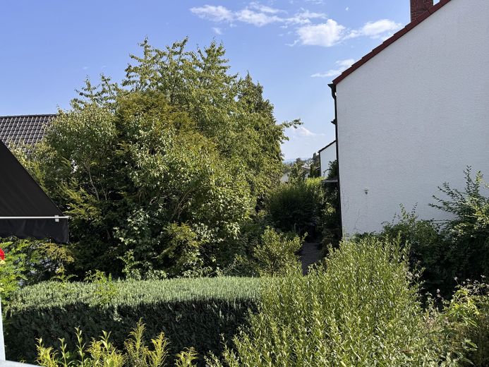 شقة ساحرة من 3 غرف: أول سكن بعد تجديد أنيق – Ausblick v. Balkon