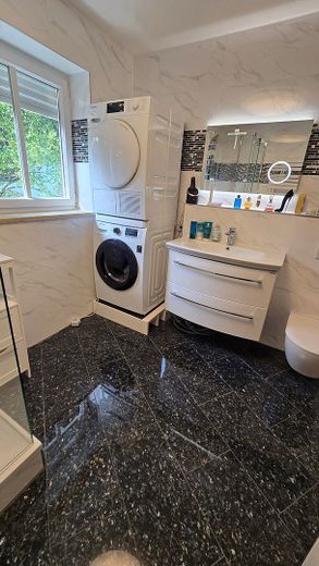5-room maisonette apartment with whirlpool in Munich – Foto 12
