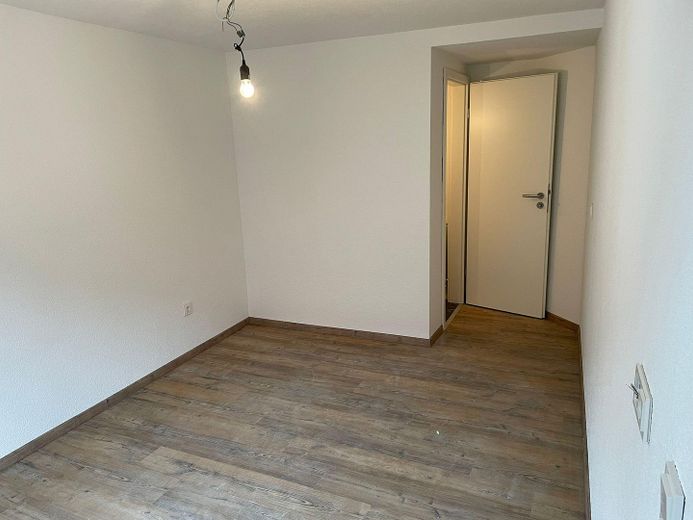 Attraktive 2,5-Zimmer-Dachgeschosswohnung in Walldürn – Schlafzimmer