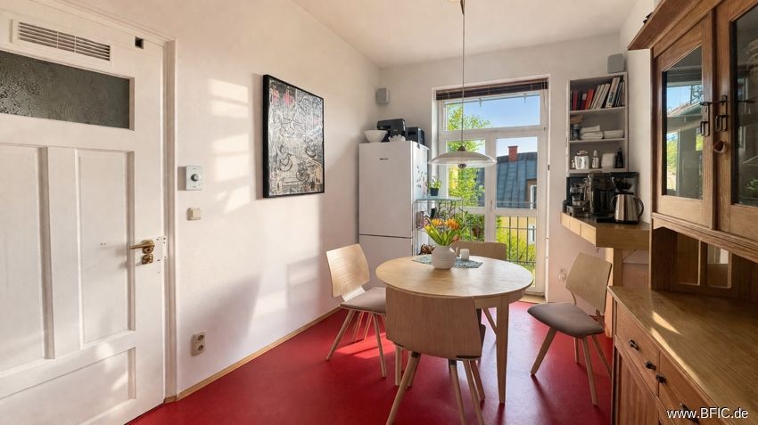 Charmante Altbauwohnung mit Balkon im Münchner Westend – Küche 4 ai