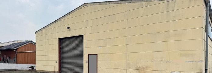 Große Halle Rückansicht rechts