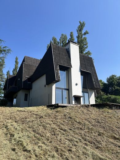 Projekt mit Zukunft in Premiumlage inklusive Schloss- und Mainblick – Rückansicht