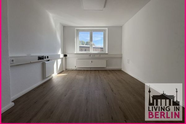 Vier kleine Büroeinheiten in Zossen!