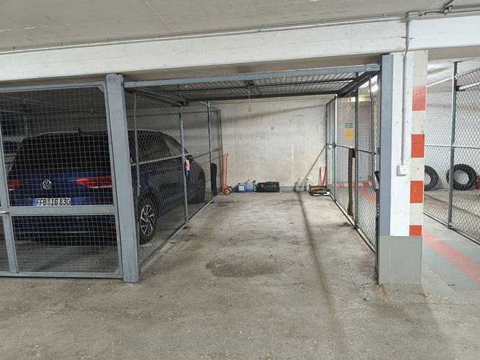 Lichtdurchflutete 4-Zimmer-Wohnung mit Loggia und Blick ins Grüne – Foto 15