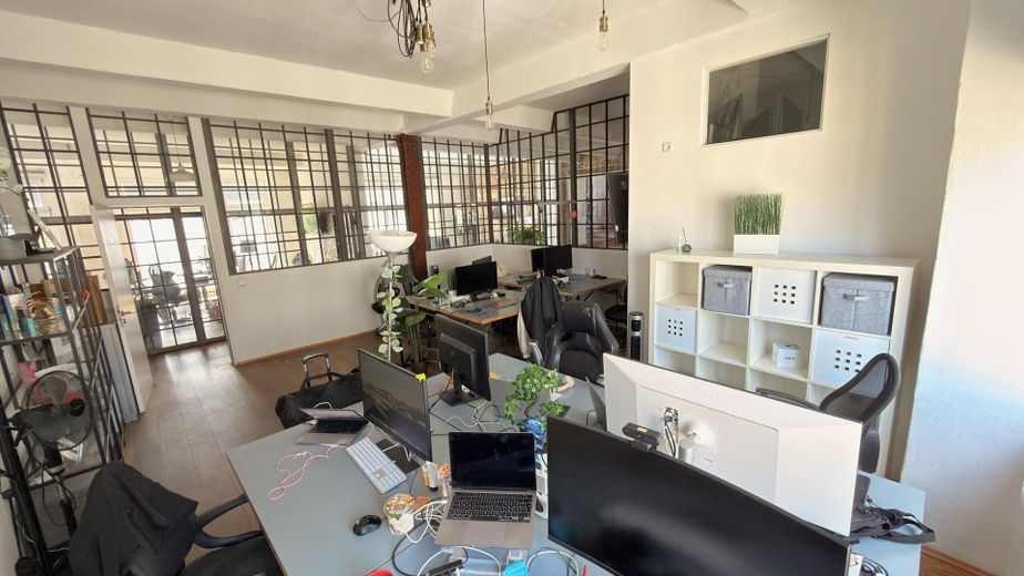 Großzügige Loft-Bürofläche in Kreuzberger Top-Lage Nähe Paul-Lincke-Ufer – Office