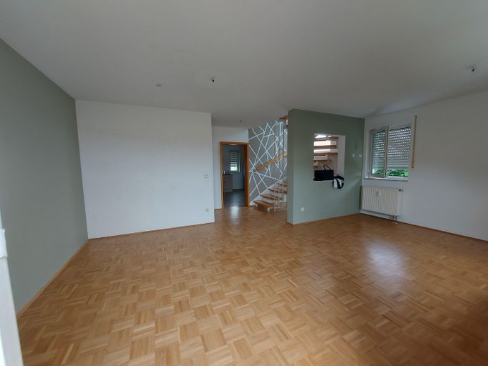 Wohnzimmer Richtung Küche