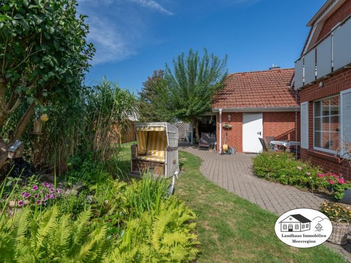 Ampia casa unifamiliare in stile nordico con giardino curato con amore, non lontano dal lago Steinhuder Meer. – Foto 1