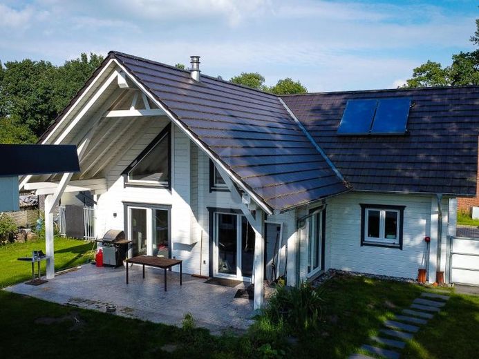 TRAUMHAFTER FLAIR MIT GALERIE UND TRAUM EBK – Foto 1
