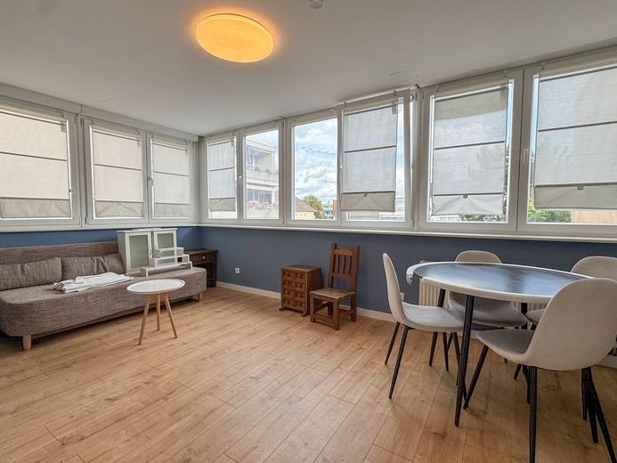 zentrale 3 Zimmer Wohnung mit Wintergarten – Wintergarten2