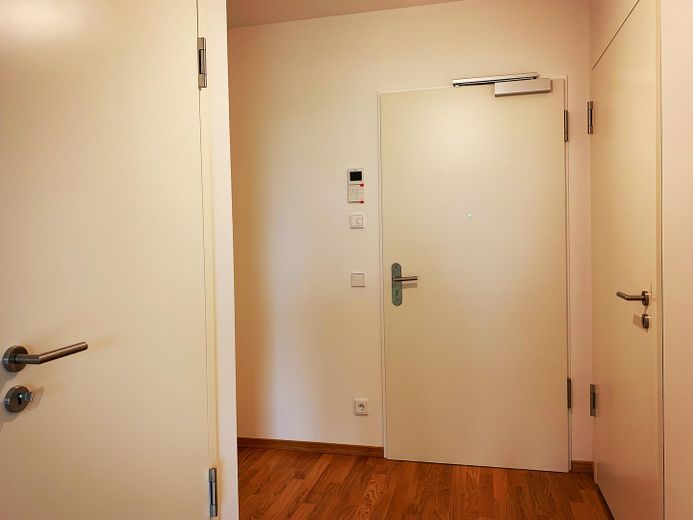 Flur / Tür Abstellkammer