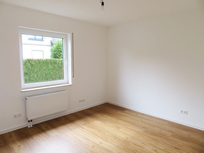 *Erstbezug nach Sanierung* 4 ZKB-Whg. 104 m² mit Terrasse & optionaler EBK – Kinderzimmer 2