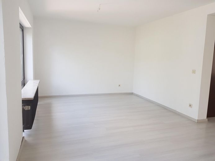 Casa a schiera centrale tranquilla a Neukeferloh - 5 locali + locale hobby + garage – Wohnen