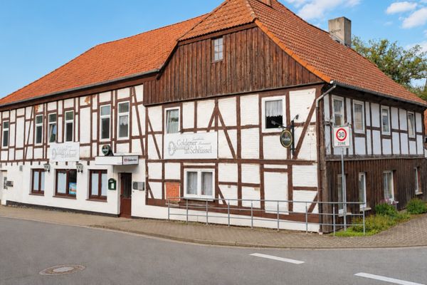 4 appartamenti e un ristorante con birreria all’aperto per investitori e ristoratori