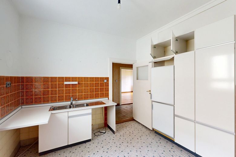 Wohnküche mit Einbauschrank 