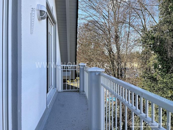 ***Ihr neues Zuhause: Exklusive Dachgeschosswohnung mit Kamin, zwei Balkonen  &  Stellplatz – 225036fc602d2120db5036700d4eaaa1b6a3559e.jpg