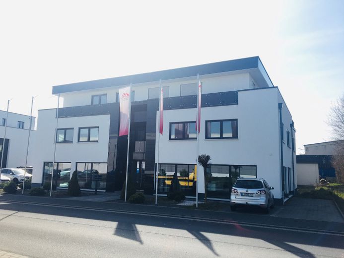 Vorderansicht Gebäude