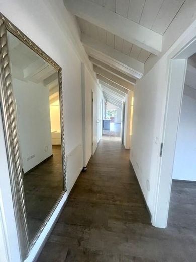 Appartamento mansardato moderno ed esclusivo con vista panoramica – Diele