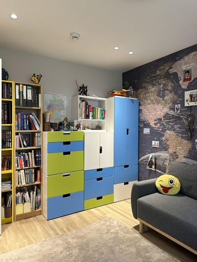 Saniert & bezugsfrei in Westend: 130 m², 2 Balkone, 2 Bäder, Stellplatz – provisionsfrei – Kinderzimmer