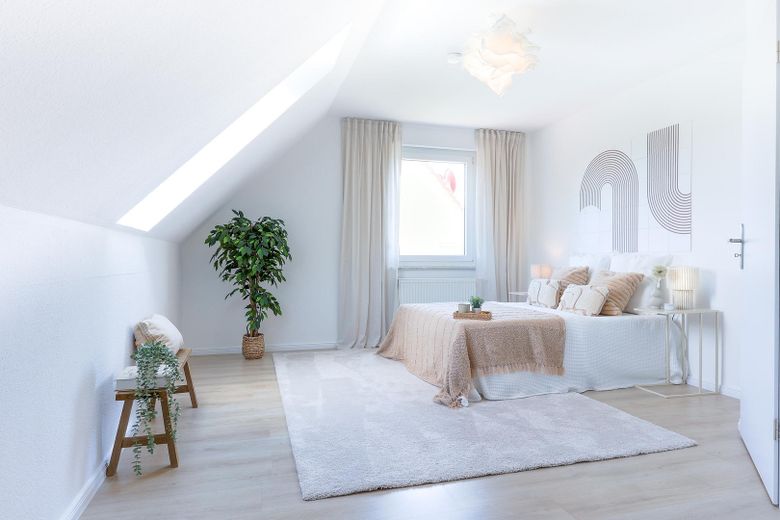 ***Provisionsfrei: Moderne Doppelhaushälfte  - sofort einziehen und wohlfühlen!*** – Schlafzimmer 1 im OG