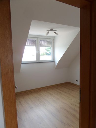 H`rath-Straß,mod.Komf.-Mais-Whg.ruhig, Südbalkon, 2.OG – 2. Ebene SZ
