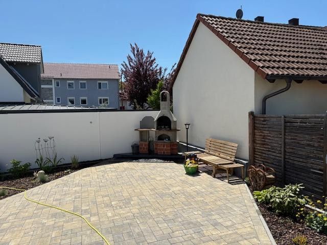 3,5 Zimmer DG- ETW im neuw. 2-FH, 91220 Schnaittach  EB 11/23 incl. Gartenanteil/Garage uvm. – Garten/Terrasse/Grill-Süd ETW2