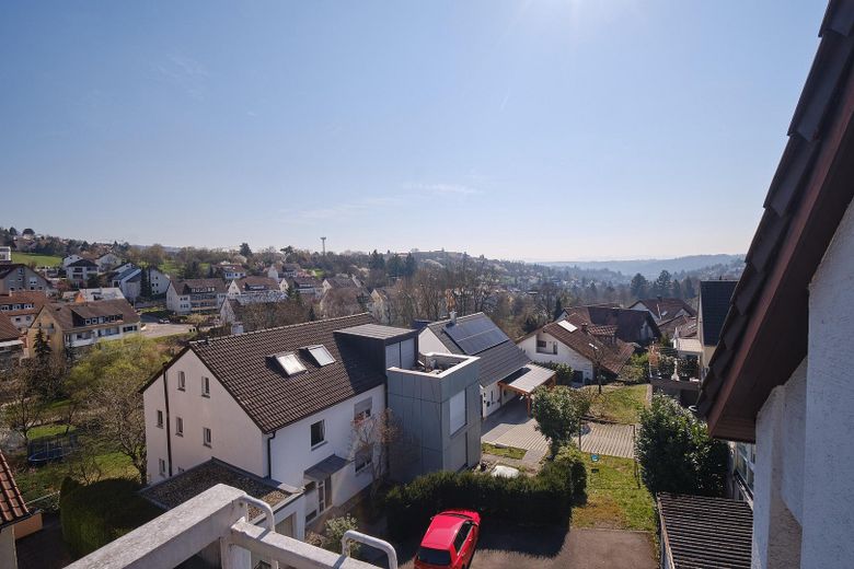 Gepflegte 4,5-Zimmerwohnung mit Stellplatz! !Provisionsfrei! – Aussicht Balkon