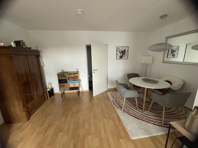 Von Privat sehr schöne & helle 2.5 ZKB in direkter Innenstadtlage – Foto 14