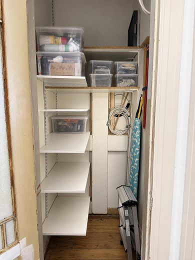 Möbliert & all inclusive: 4,5-Zimmer-Altbauwohnung Hamburg-Neustadt ab Nov '26 – Abstellkammer