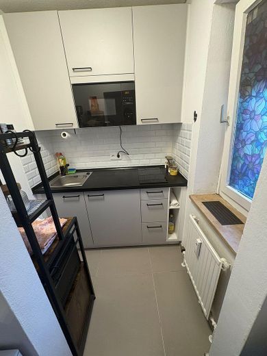 Bilocale con balcone, cucina componibile e posto auto in autorimessa a Passau – Foto 7