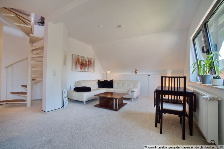 Modern und gemütlich wohnen: Maisonettewohnung in ruhiger Wohnlage mit guter Anbindung. – 705d94c1a74c3b70758085a7e2abbc2224b56e92.jpg