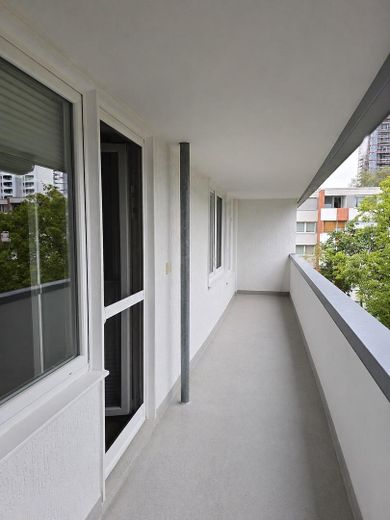 Sanierte 4-Zimmer Eigentumswohnung in Wolfsburg – Balkon
