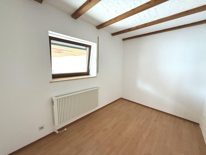 Charmante 3-Zimmer Wohnung in Öhringer Altstadt – Schlafzimmer 2