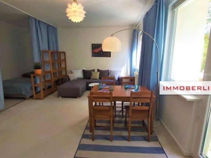 IMMOBERLIN.DE - Lichtdurchflutete Wohnung mit ruhigem Südbalkon in gefragter Lage – Foto 1