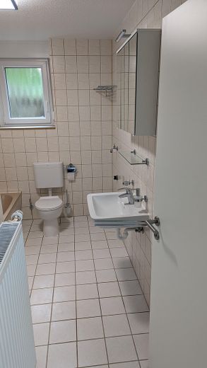 Investimento interessante: 5 unità abitative con potenziale di sviluppo vicino al lago Edersee – Fotos EG rechts 13b